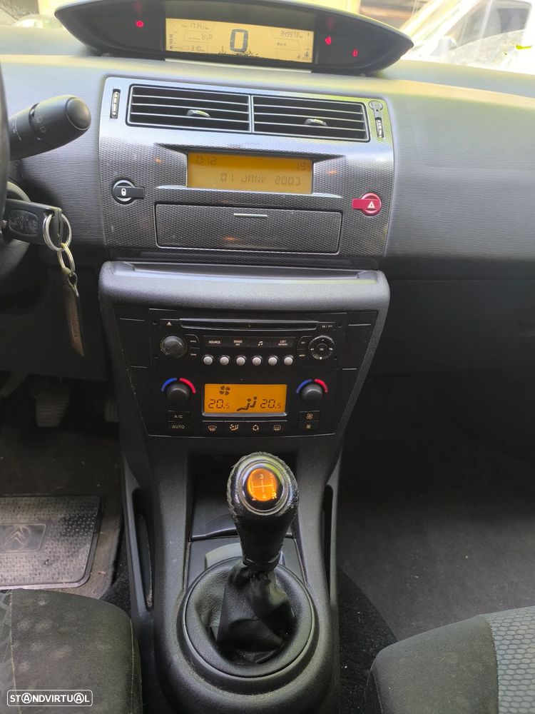 Citroën C4 1.6 HDi 110 VTS - 15