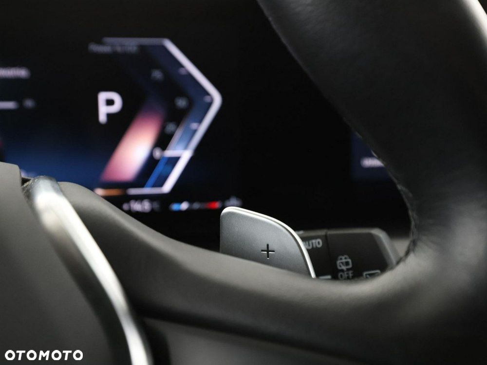 BMW Seria 3 318d - 34