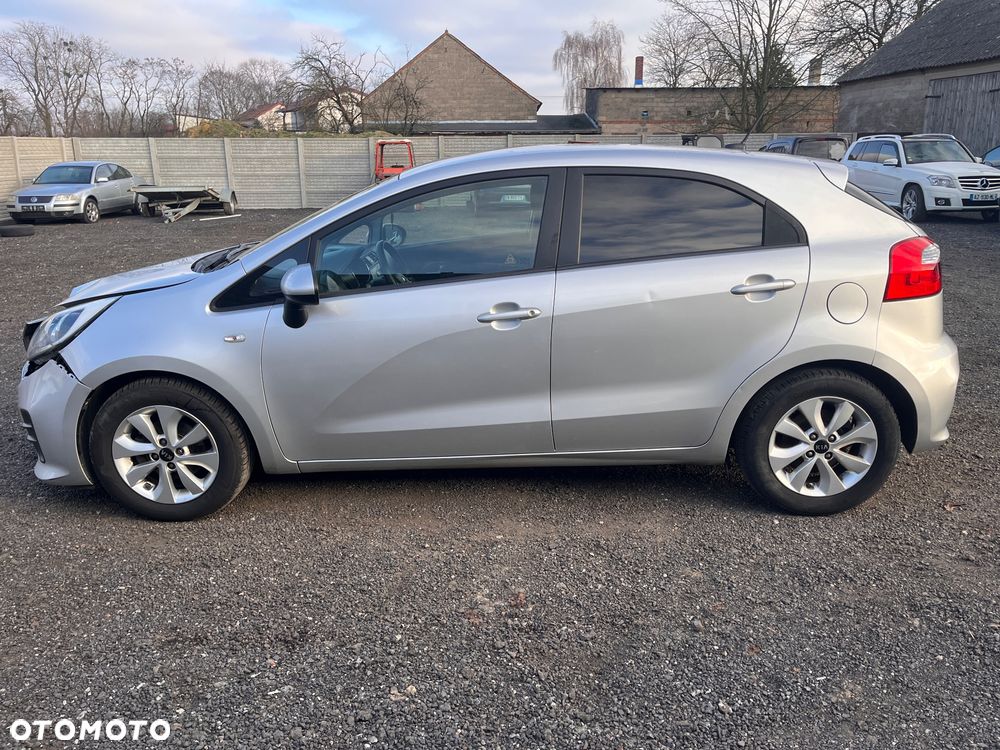 Kia Rio - 3