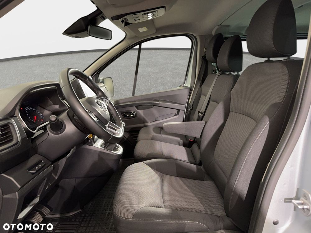 Renault Trafic - 13
