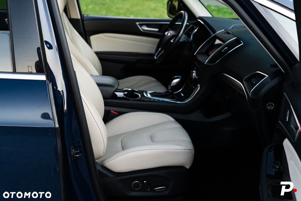 Ford S-Max 2.0 TDCi Titanium PowerShift - 35