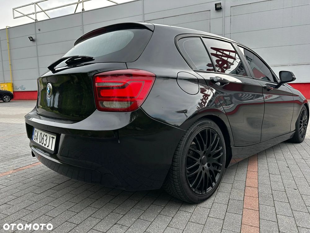 BMW Seria 1 116d EfficientDynamics Sport Line - 4