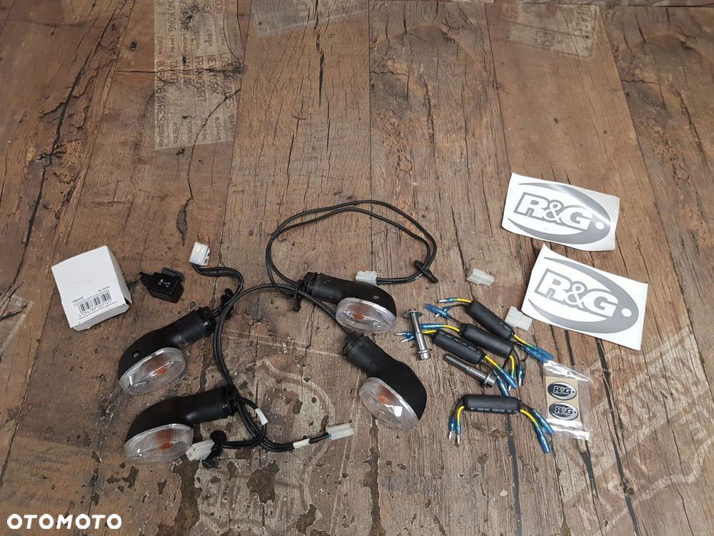 Komplet kierunkowskazów + przerywacz - 2