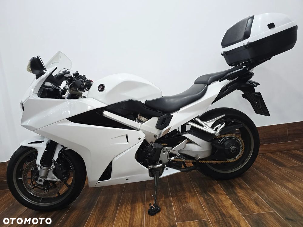 Honda VFR - 5