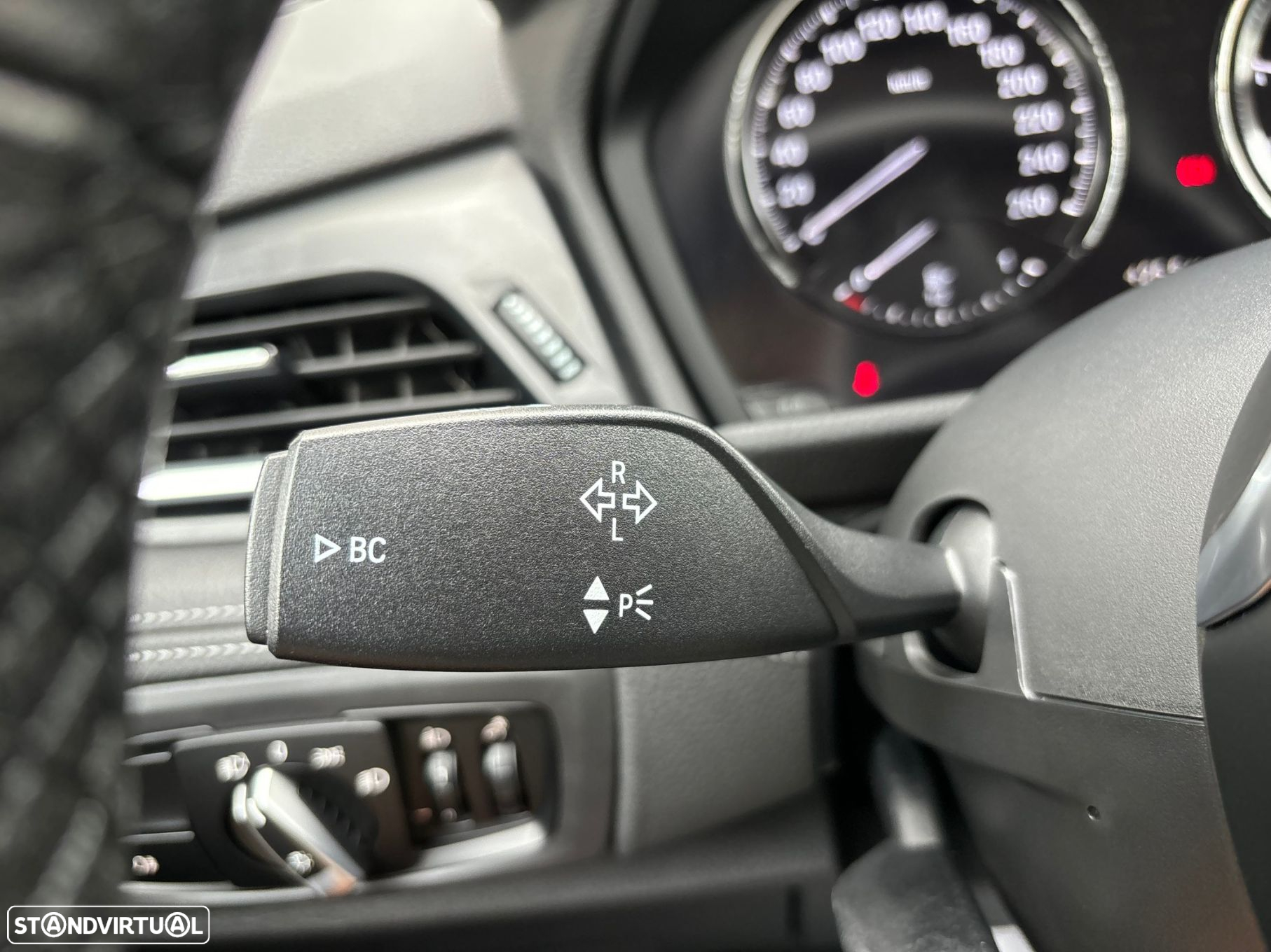 BMW 225xe Active Tourer Line Sport - 18