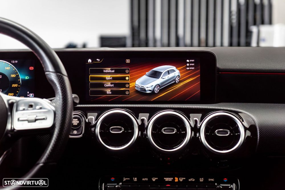 Mercedes-Benz A 180 d AMG Line Aut. - 36