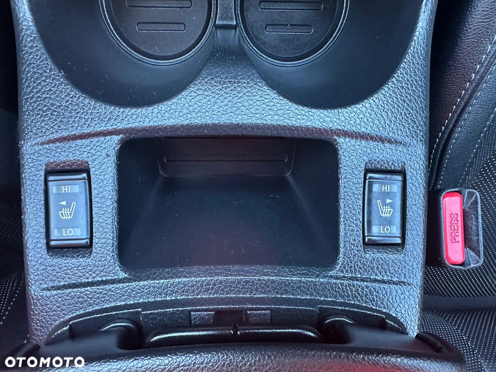 Nissan Qashqai 1.6 DIG-T TEKNA+ - 34