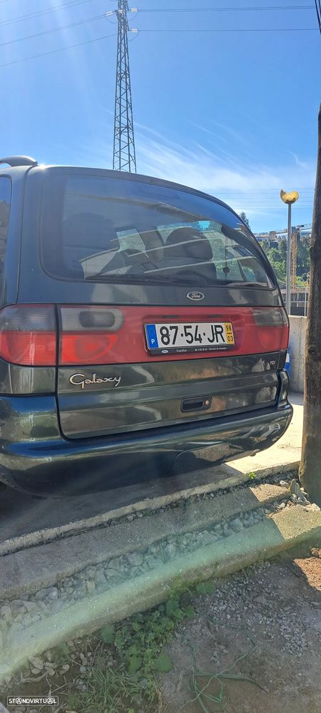 Ford Galaxy - 4