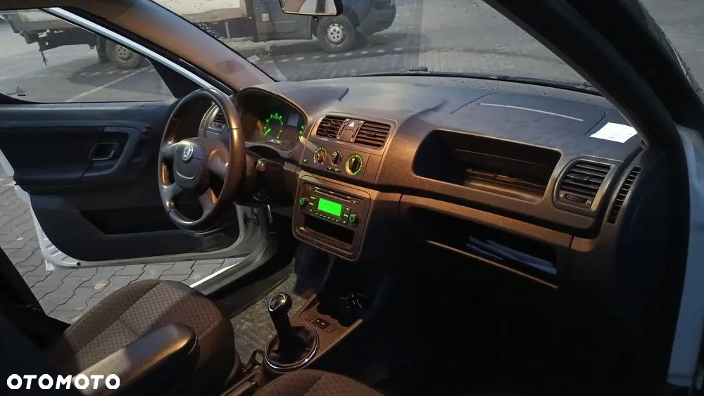 Skoda Roomster 1.4 16V - 19