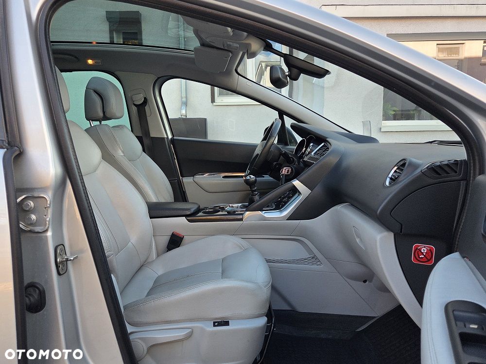 Peugeot 3008 2.0 HDi Premium+ - 9