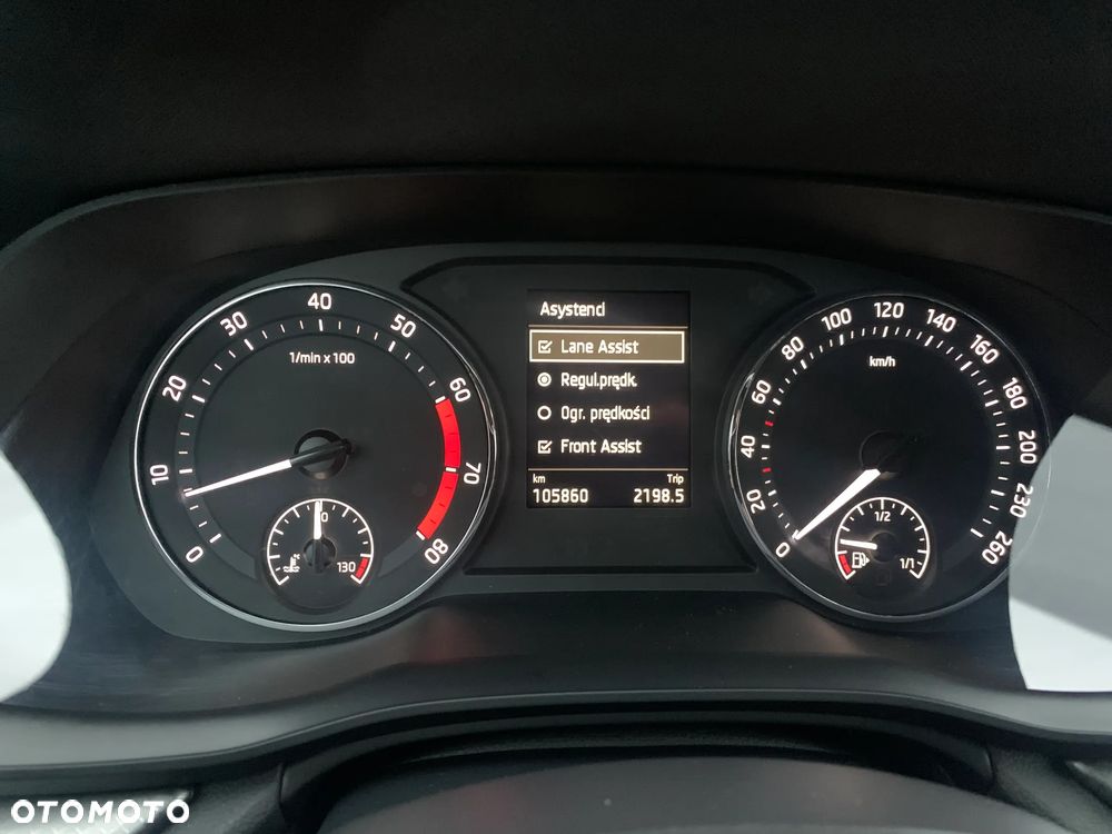Skoda Octavia 1.5 TSI ACT Ambition - 38