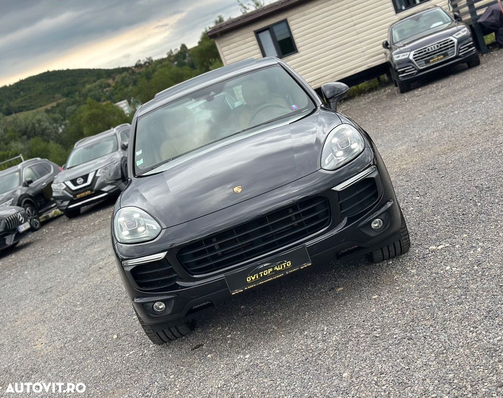 Porsche Cayenne S E-Hybrid Platinum Edition - 19