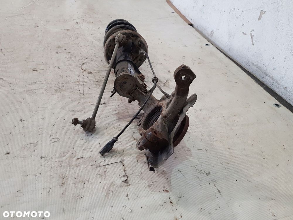 zwrotnica mcperson prawy 51936078 fiat 500l 1.3d - 9