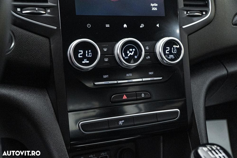 Renault Megane TCe GPF Intens - 10