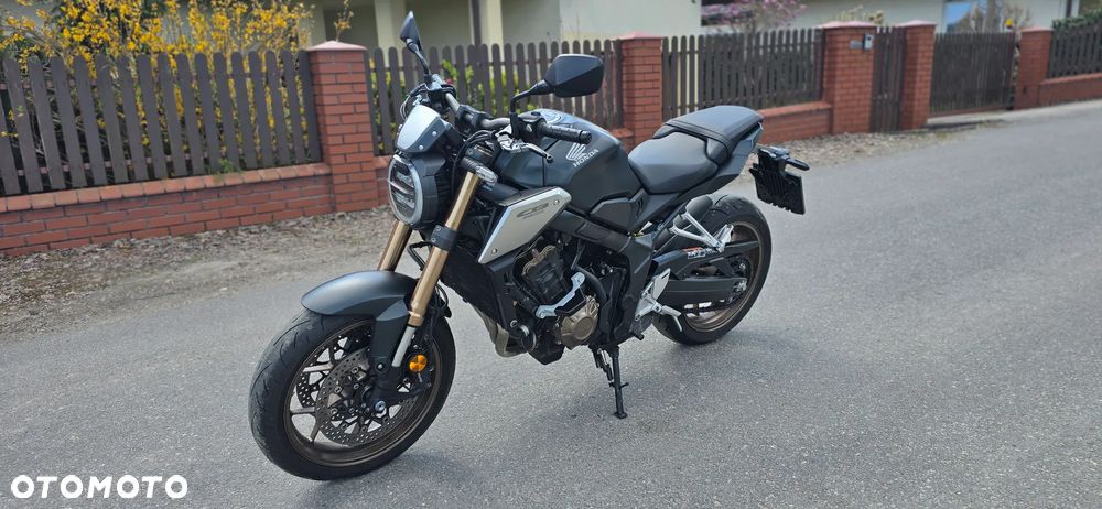 Honda CB - 2