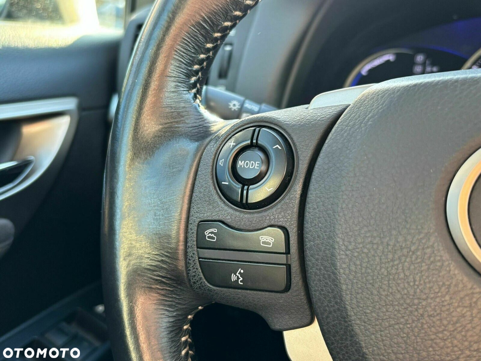 Lexus CT - 15