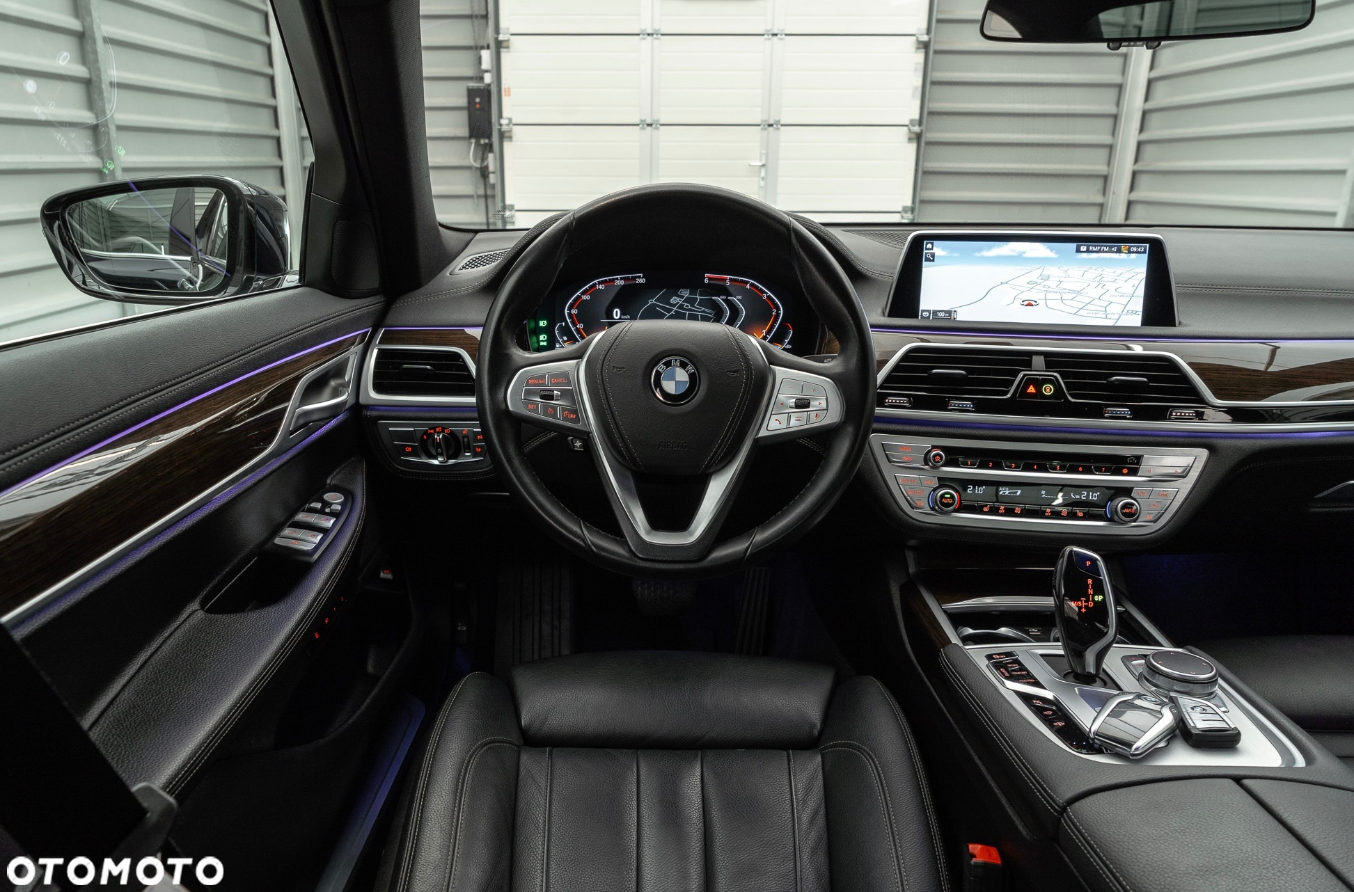 BMW Seria 7 730d sport - 31