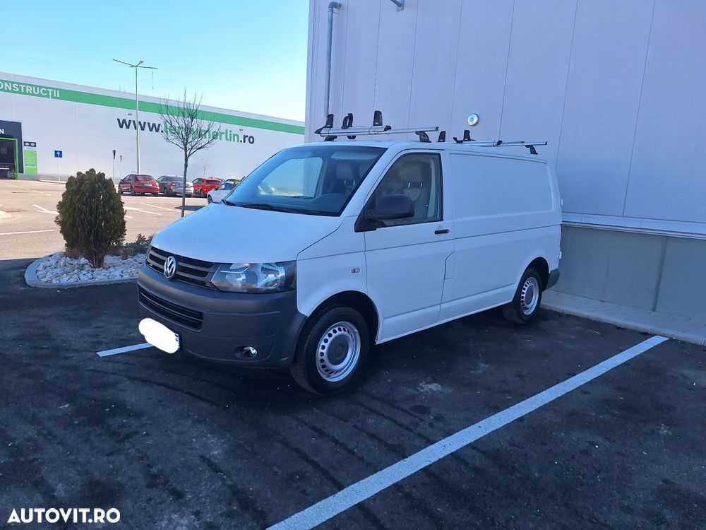 Volkswagen Transporter - 1