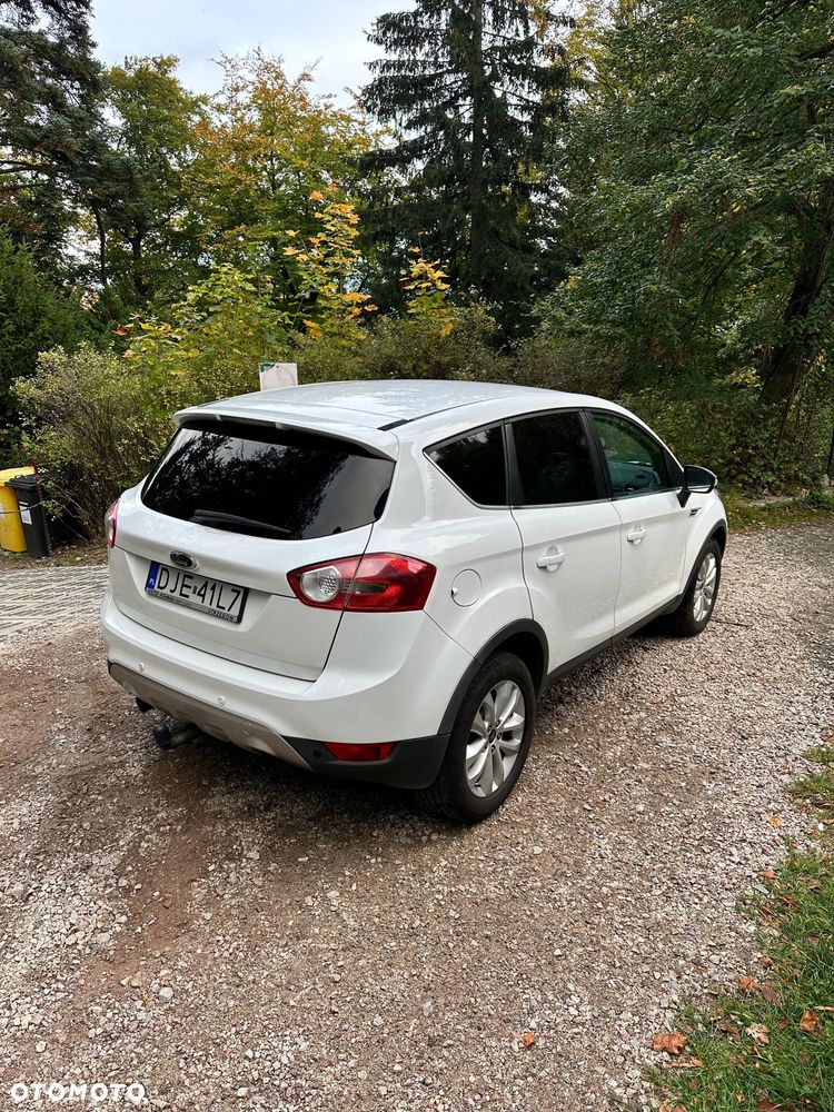 Ford Kuga 2010 photo 3