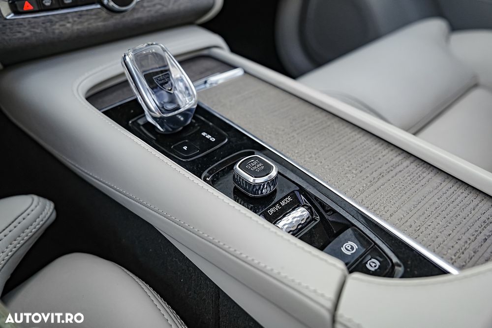 Volvo XC 90 Recharge T8 eAWD Inscription - 26
