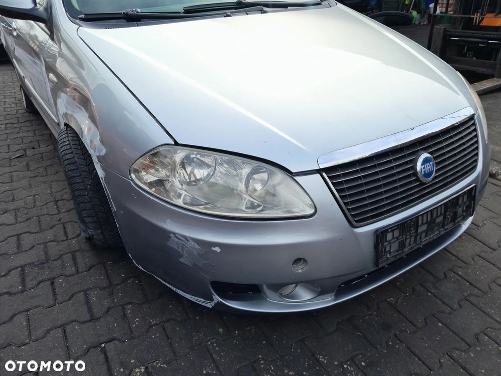 Lampa przednia prawa FIAT Croma II 05-07r. Europa - 2
