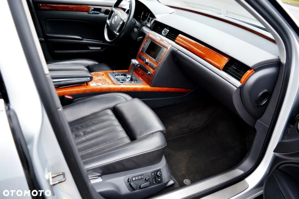 Volkswagen Phaeton 3.0 V6 TDI DPF 4MOTION Automatik (4 Sitzer) - 23