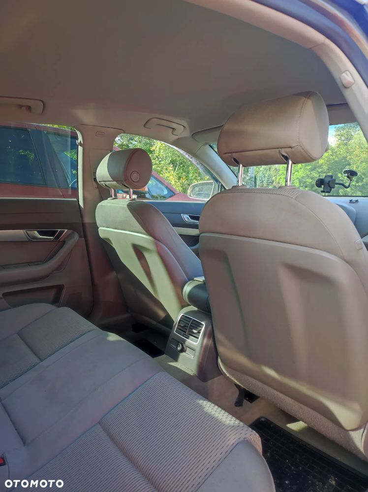 Audi A6 Avant - 11