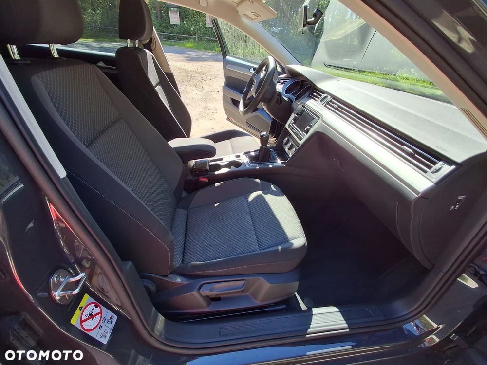 Volkswagen Passat 1.4 TSI (BlueMotion Technology) Comfortline - 17