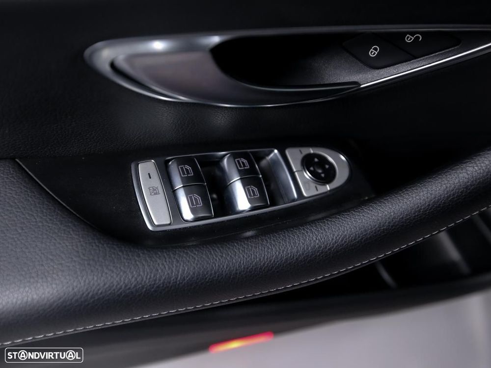 Mercedes-Benz E 300 de Avantgarde - 14