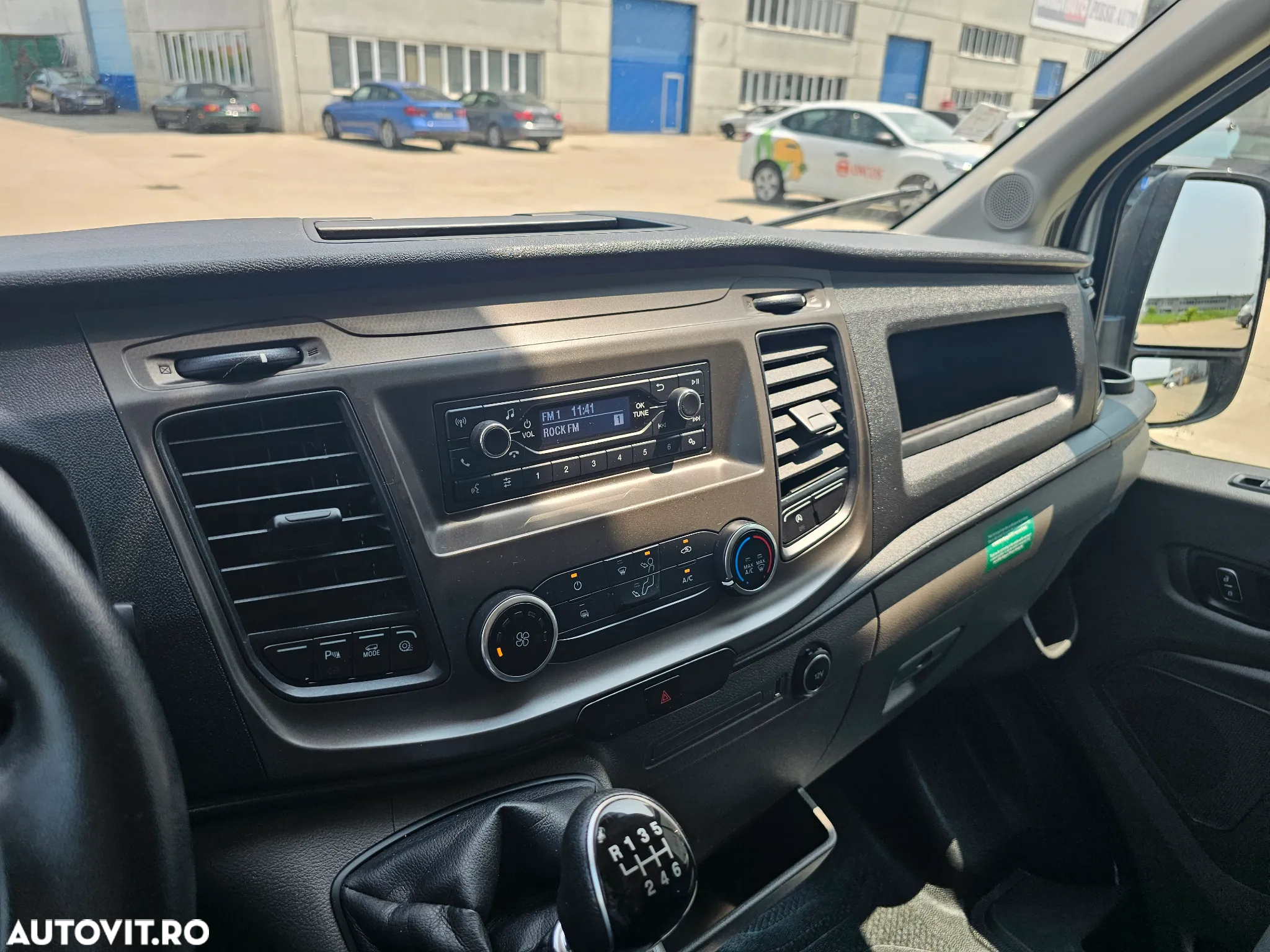 Ford Transit 2.0 Ecoblue L3H2 130 cp - 14