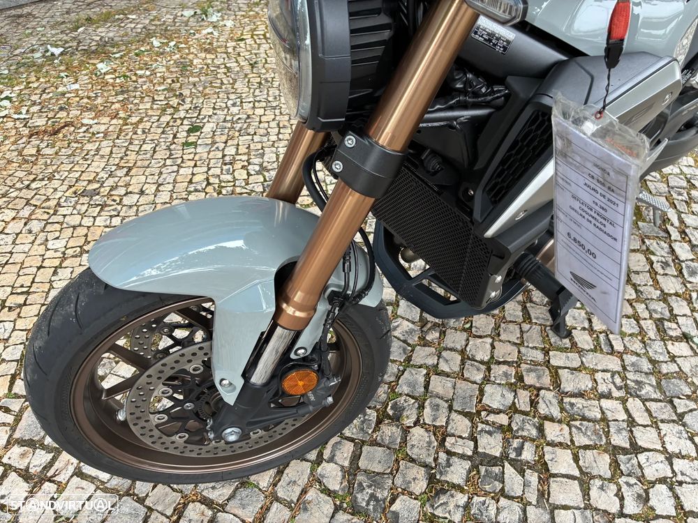 Honda CB 650 RA - 14