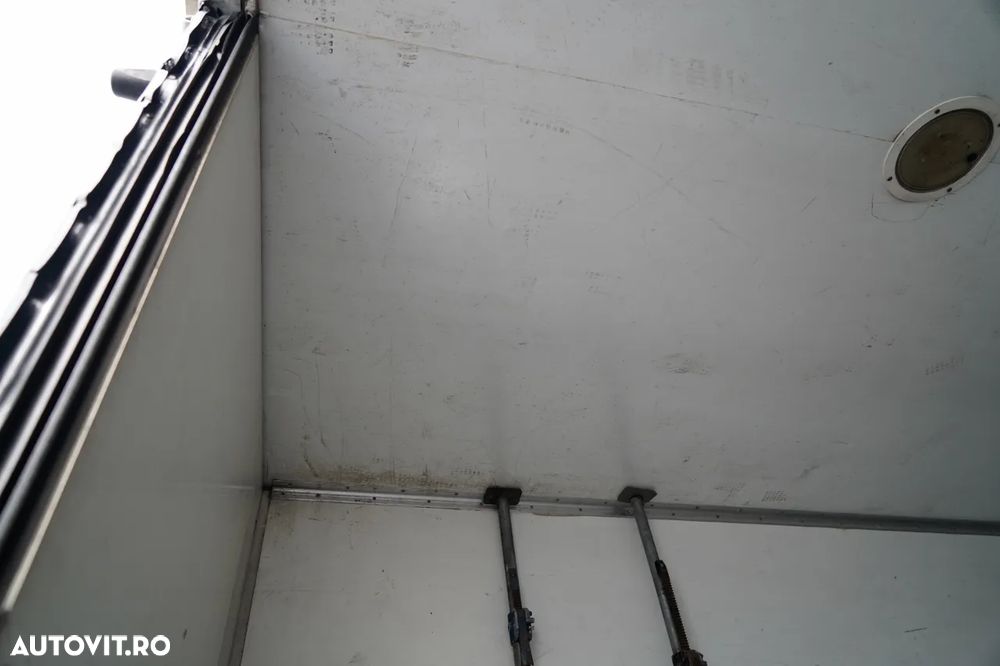 Schmitz Cargobull /  8.2 M REFRIGERATION UNIT / CARRIER SUPRA 950 UNIT - 7