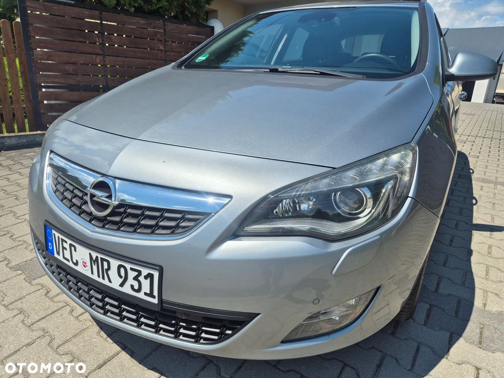 Opel Astra 1.4 Turbo Cosmo - 3
