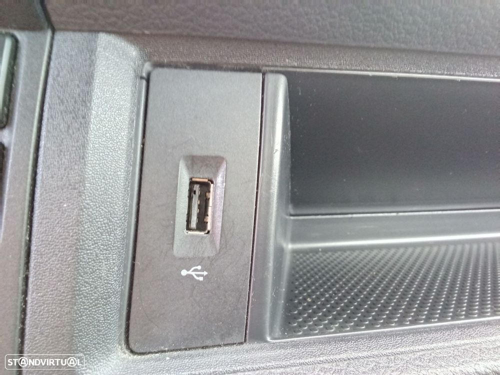 VW Transporter 2.0 TDI BM Extra AC - 20