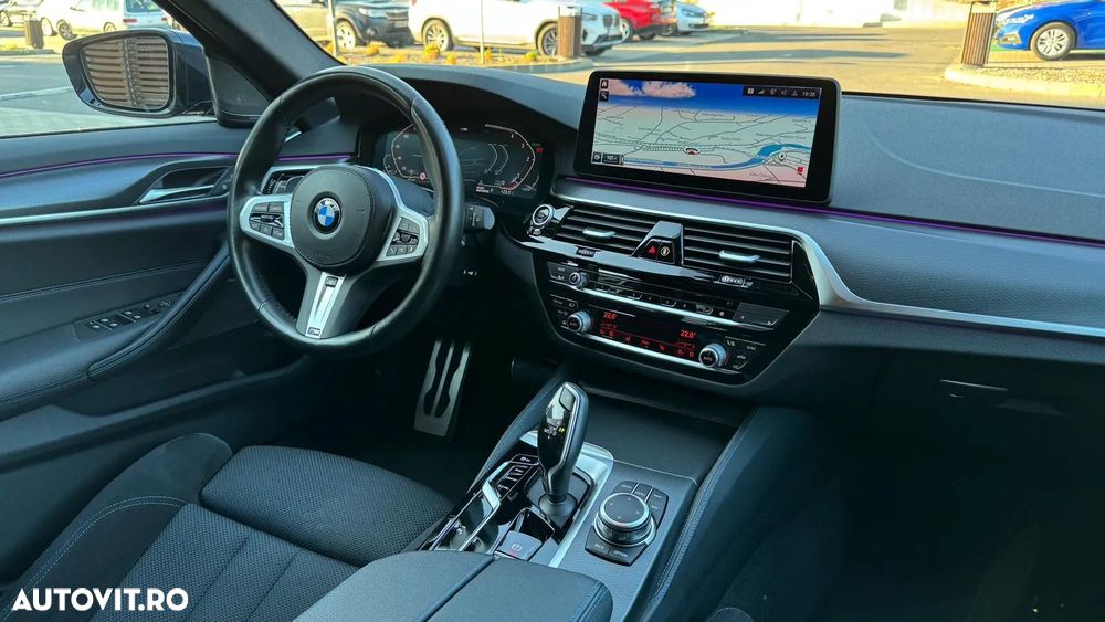 BMW Seria 5 520d xDrive Touring Aut. M Sport Edition - 13