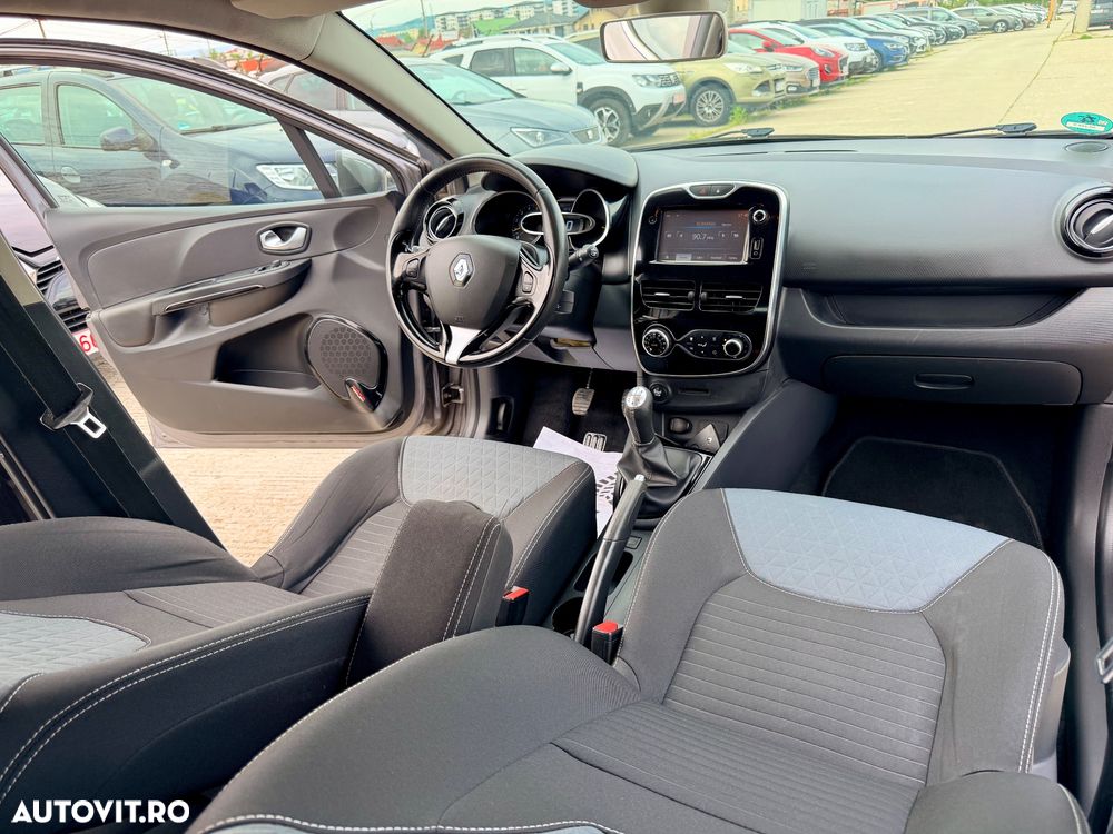 Renault Clio - 14