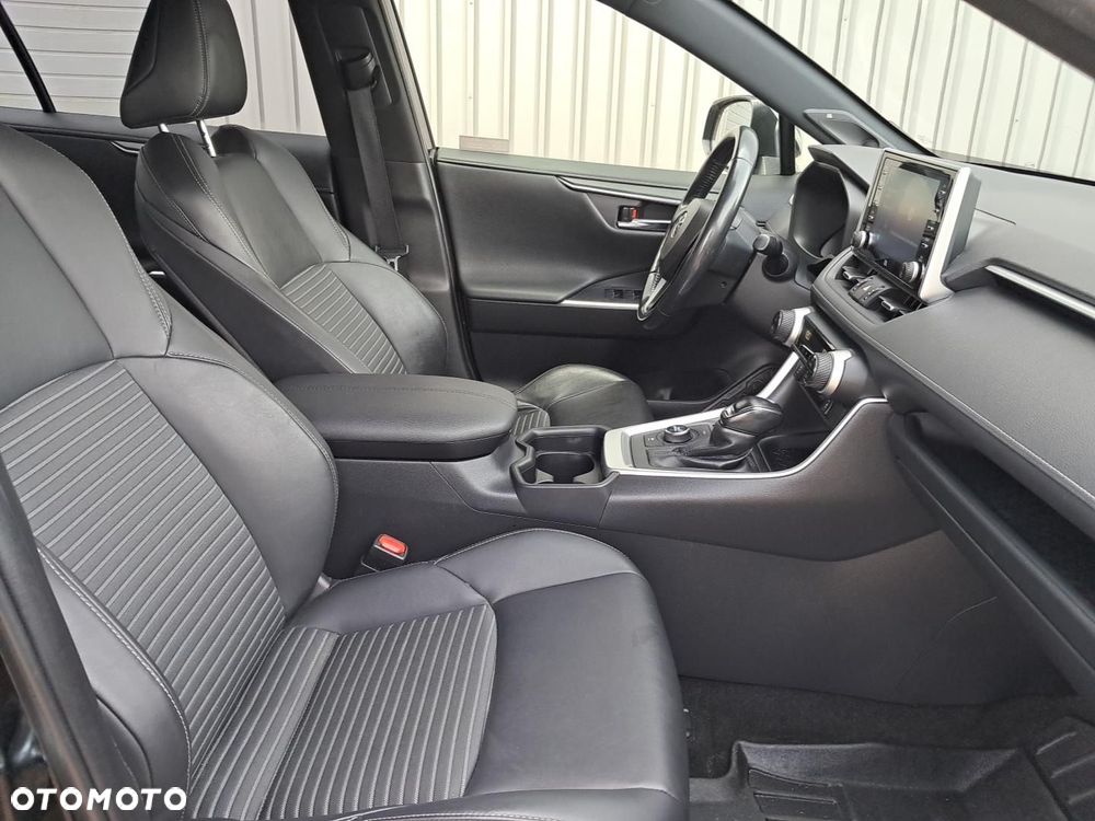 Toyota RAV4 2.5 Hybrid Black Edition by JBL 4x4 - 14