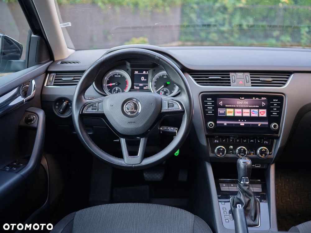 Skoda Octavia 1.5 TSI ACT Style DSG - 5