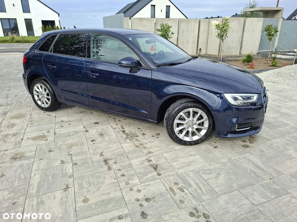 Audi A3 Sportback - 4