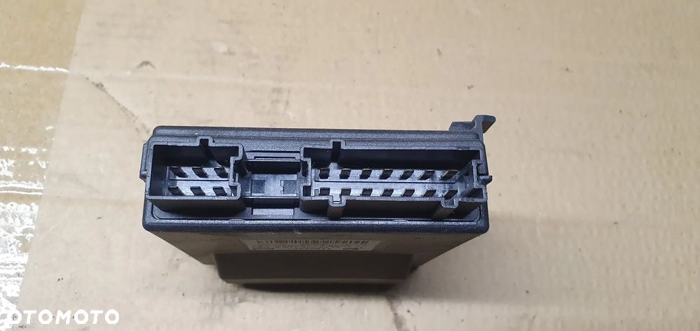 Moduł sterownik klapy bagażnika Mercedes W211 A2118209426 - 3