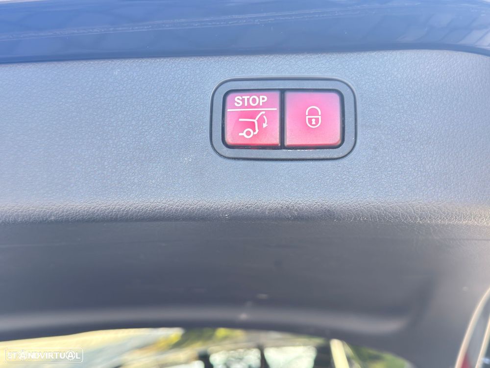 Mercedes-Benz C 300 e T 9G-TRONIC AMG Line - 14