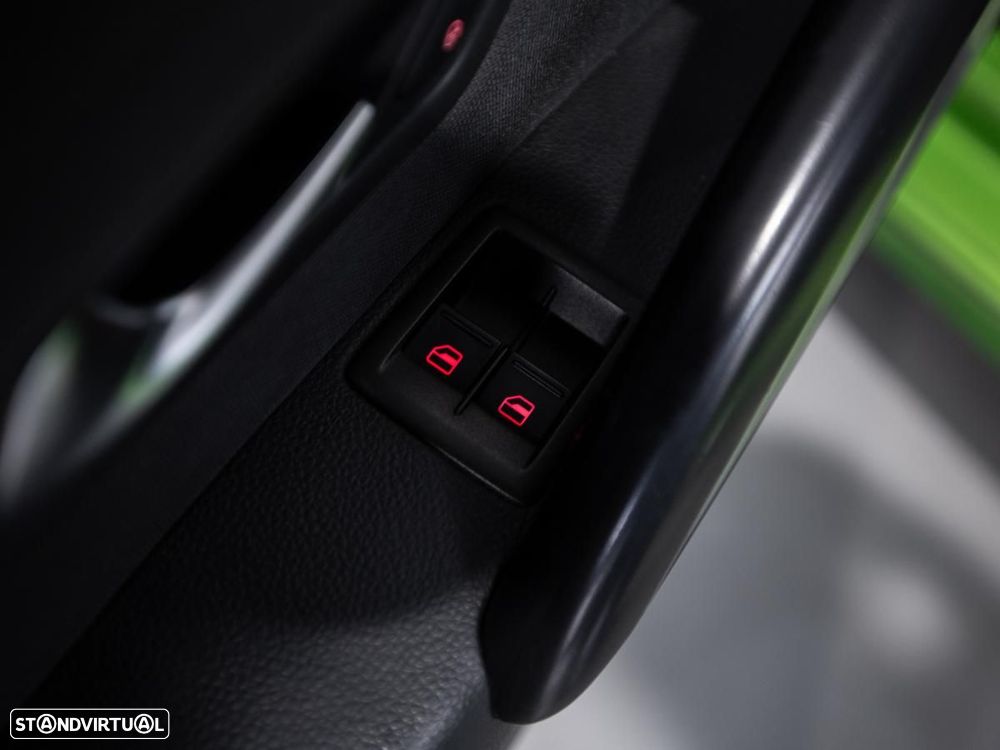 VW Scirocco - 13
