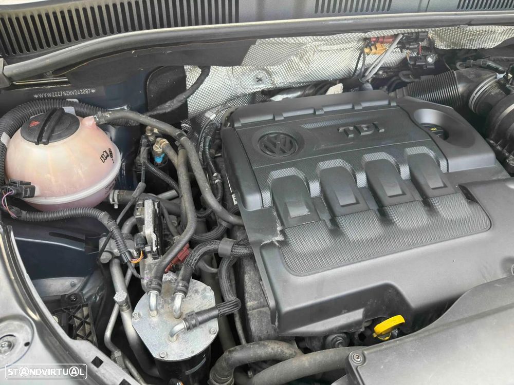 VW Sharan 2.0 TDI Blue Highline - 19