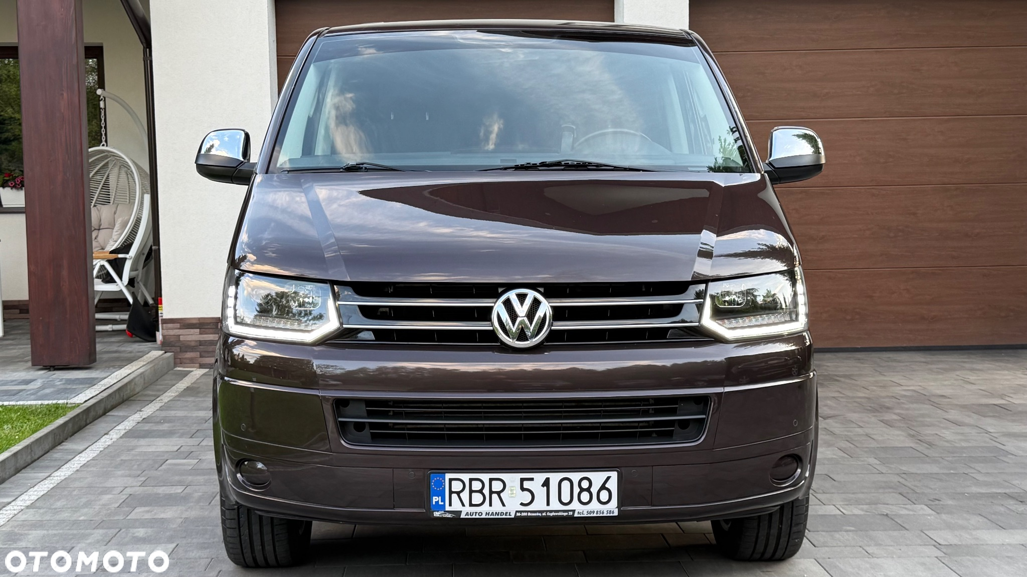 Volkswagen Multivan - 15