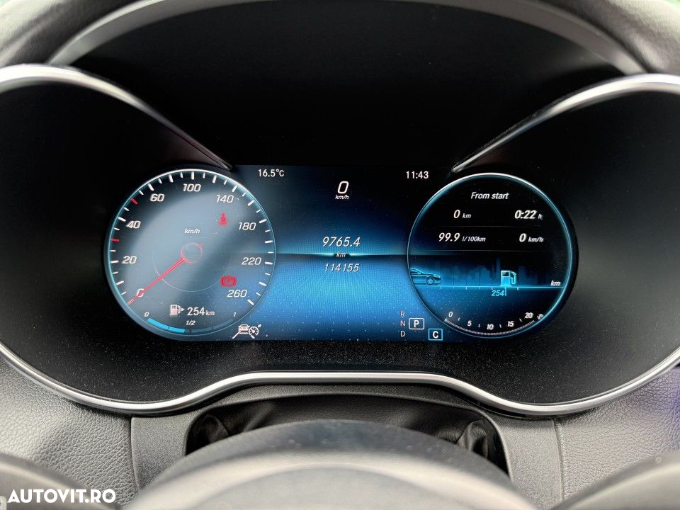 Mercedes-Benz C 220 d Cabrio 4MATIC Aut. - 31