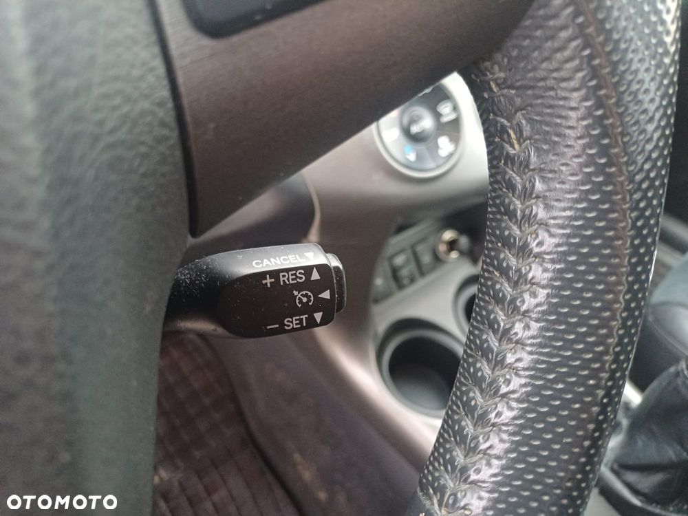 Toyota RAV4 2.0 4x4 Life - 26