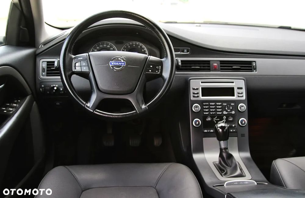 Volvo V70 - 8