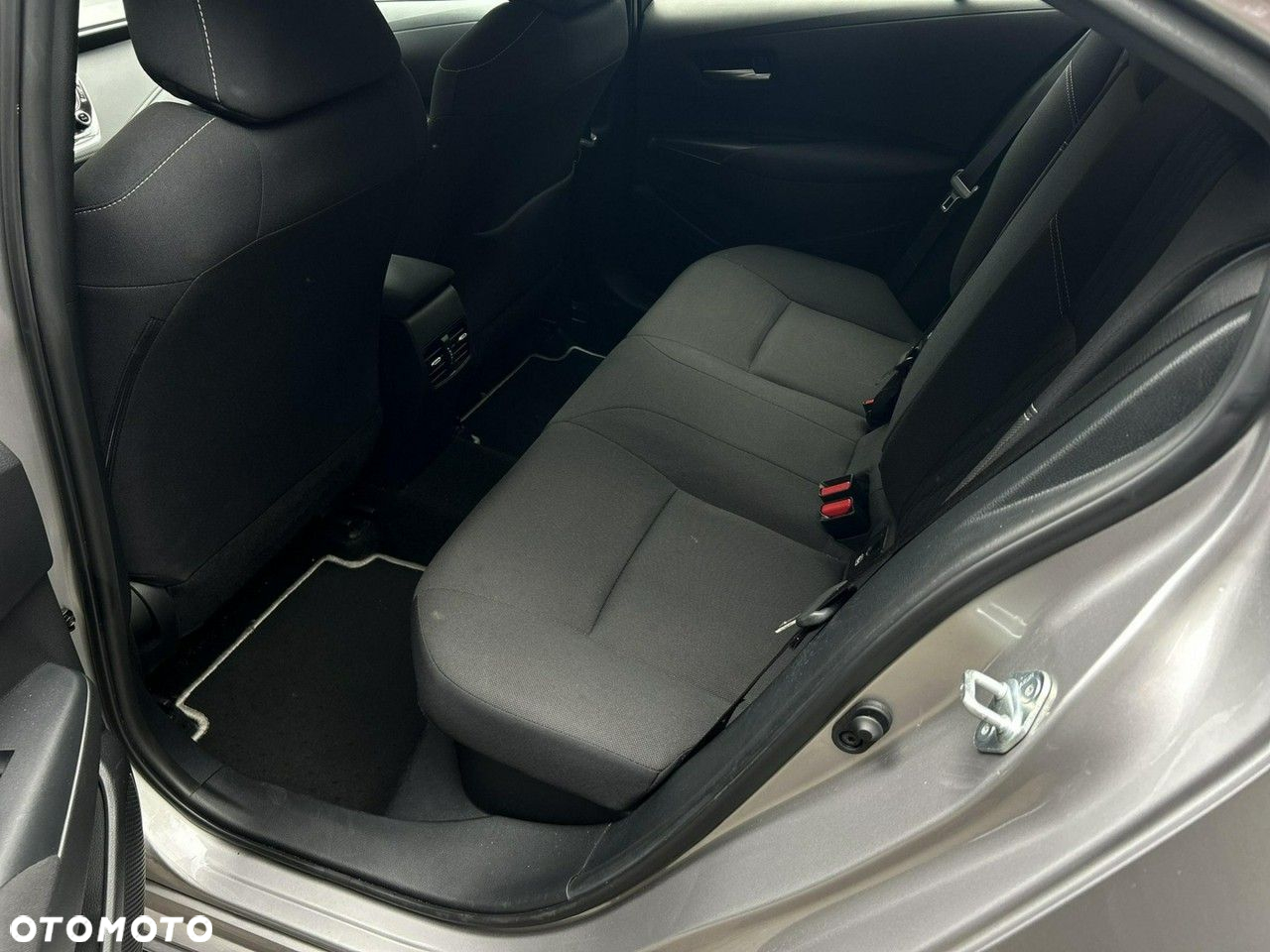 Toyota Corolla - 14