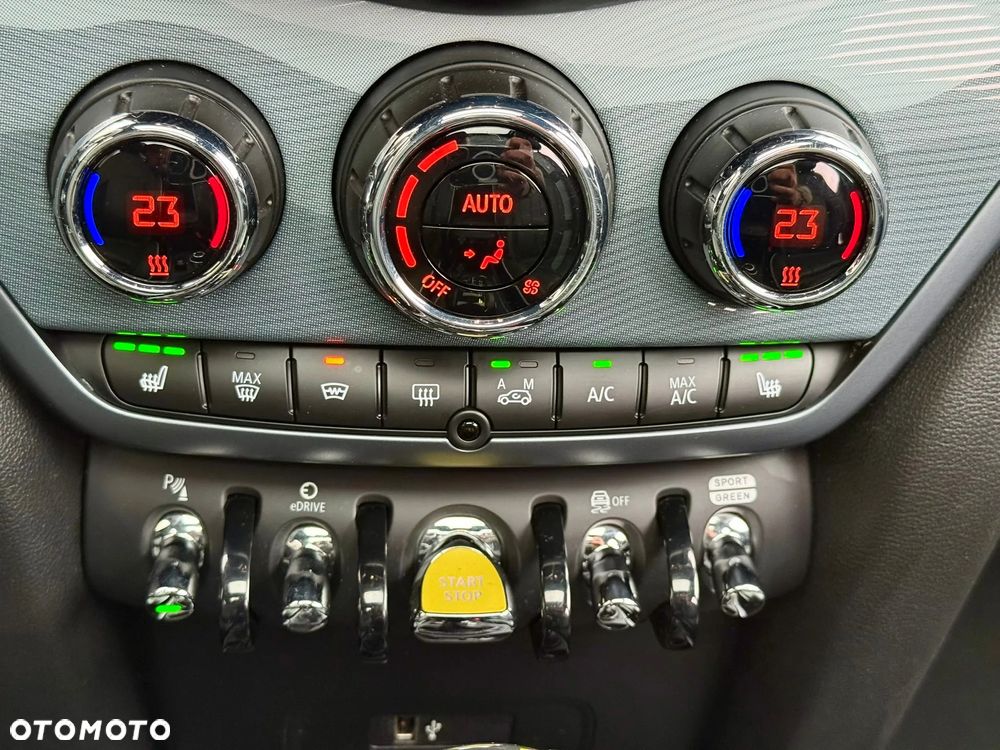 MINI Countryman Cooper SE ALL4 Untamed Edition - 29