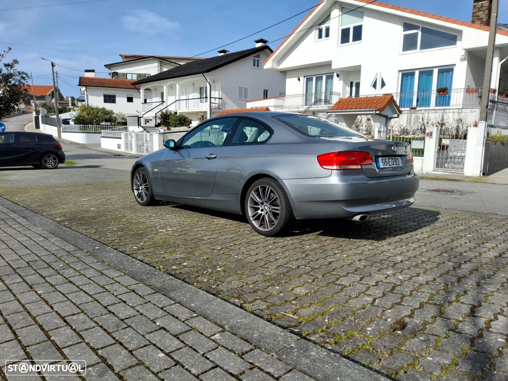 BMW 320 d Coupe - 3